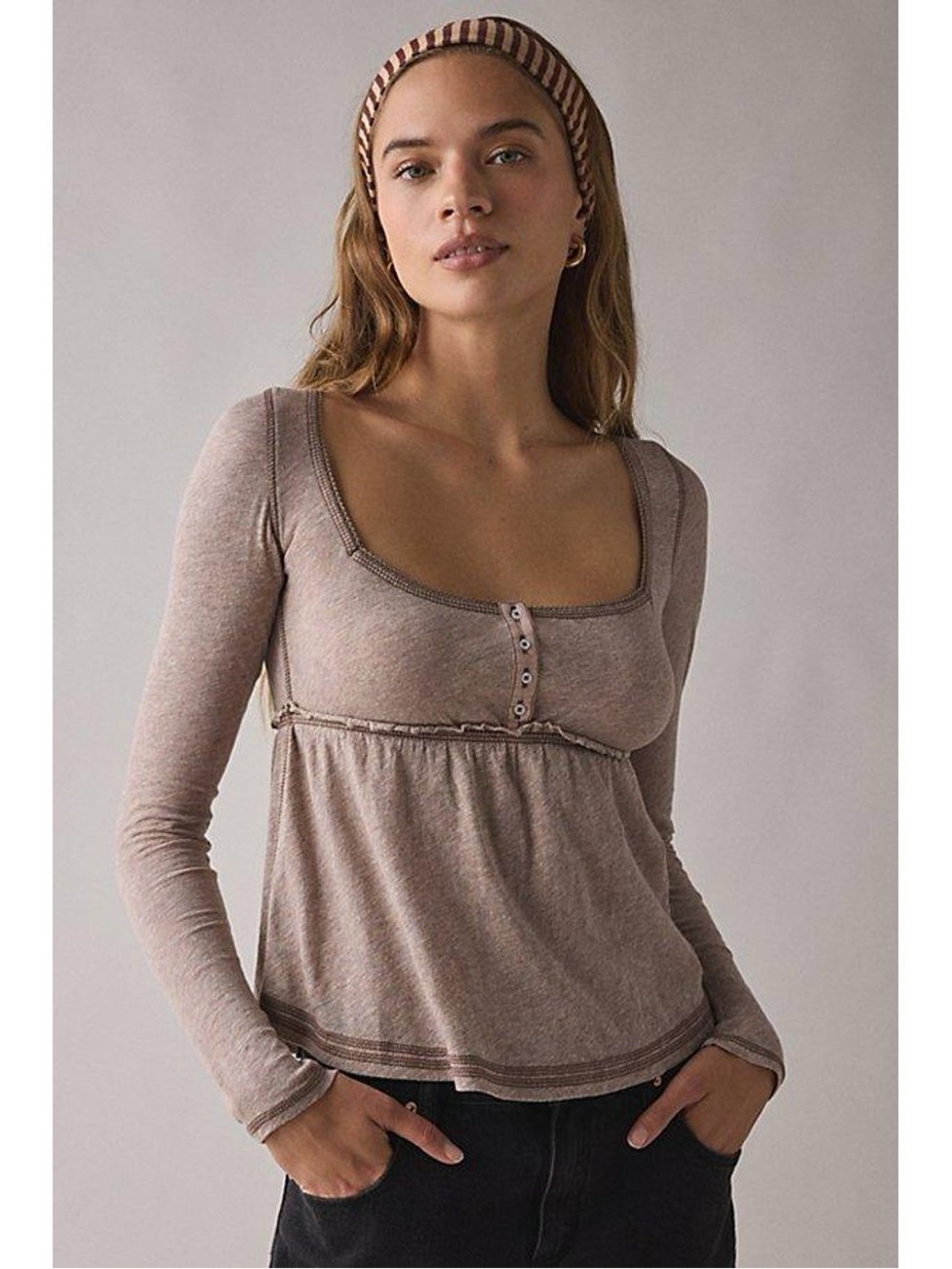 BDG Scoop Neck Long Sleeve Peplum Top in Taupe